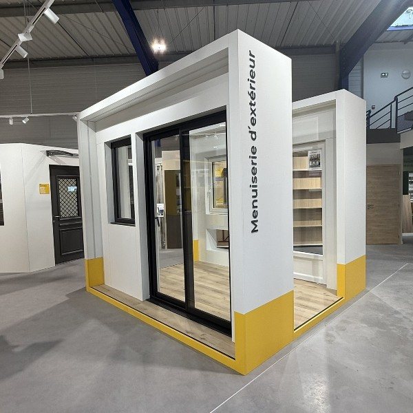 Module d'exposition des menuiseries d'extérieur