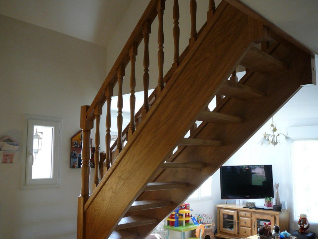 L'escalier vu depuis le séjour